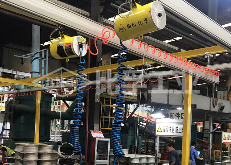 汽車(chē)輪轂下線氣動(dòng)平衡吊案例